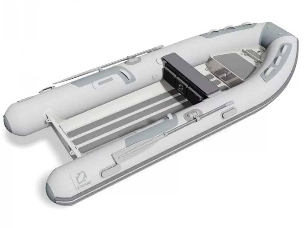 zodiac-cadet-deckline-rib-alloy-hull-390 Zodiac Cadet Deckline RIB - Alloy Hull 390